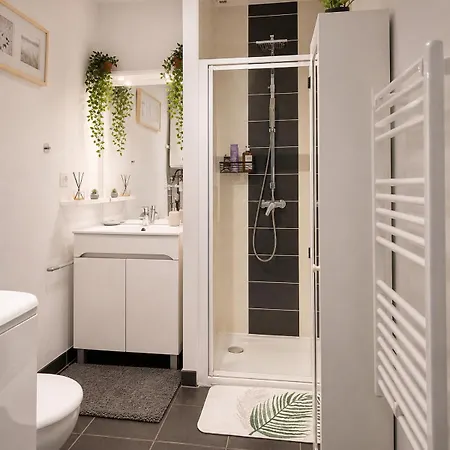 Aux Portes De Nantes, 2 Pieces Moderne Et Confortable *